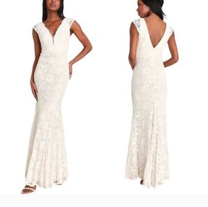 Lulus Icing on the cake mermaid Bridal formal dress size large